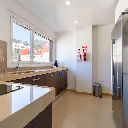 Akicity Jamor Lyra * Cruz Quebrada