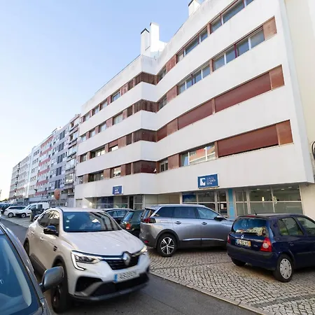 Akicity Jamor Lyra *